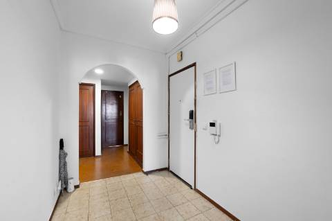 Apartamento T7 para investimento, localizado em Alvalade, centro de Lisboa