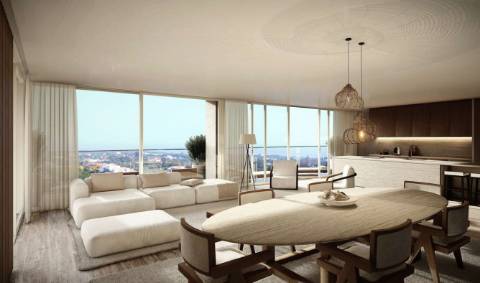 Penthouse T4 em Carvoeiro: Exclusividade, Luxo e Vista Panorâmica Sobre o Mar