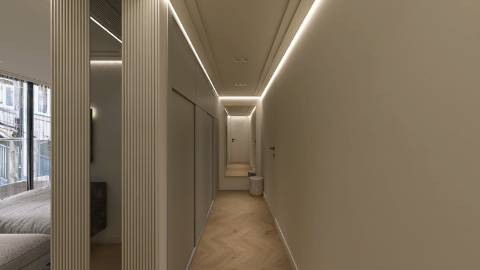 Apartamento T2 em Edifício Histórico com varanda no centro do Porto