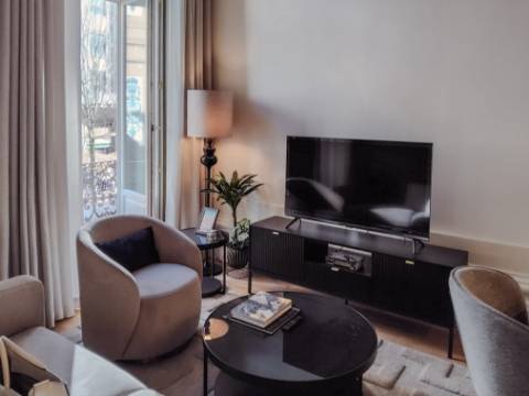 Apartamento T0 com Mezanino varanda e terraço, Porto