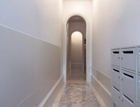 Apartamento T0 com Mezanino varanda e terraço, Porto