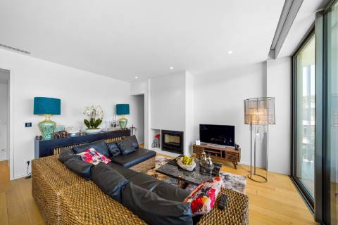 Exclusivo apartamento T3 Duplex de luxo, com terraço, piscina e vista de Mar em Canidelo, Vila Nova de Gaia.