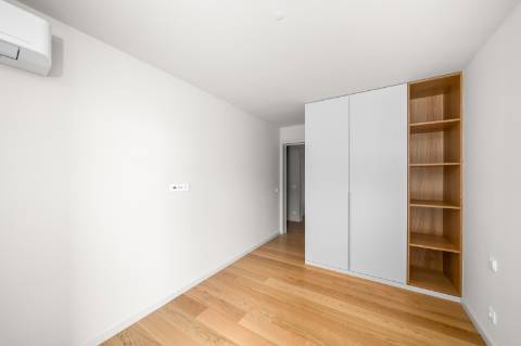 Magnífico T3 em condomínio fechado com terraço privado!