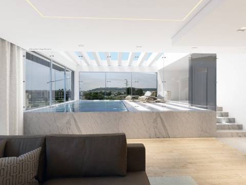 Apartamento T4 com piscina privada