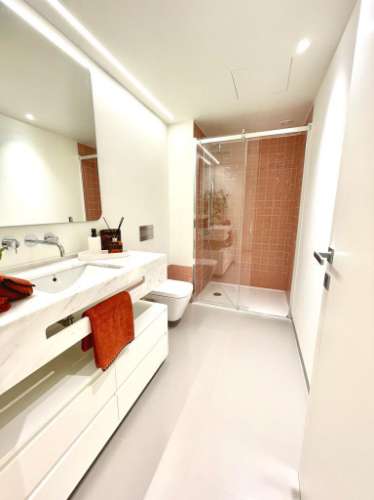 Apartamento T2 novo em Areeiro