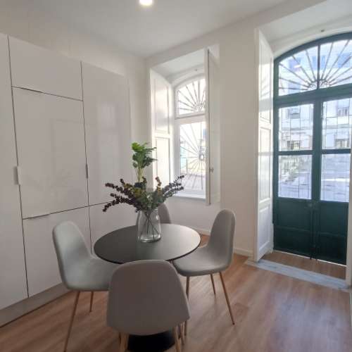 Apartamento T0 em remodelação convertido em T2 - Com isenção de pagamento de IMT para investidores