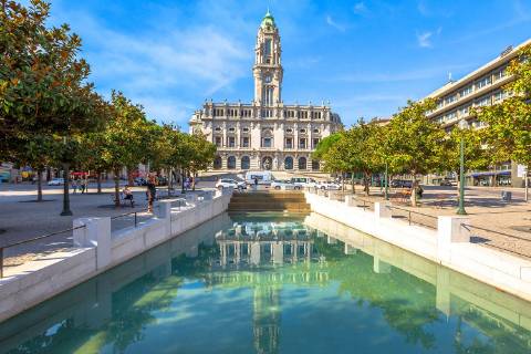 Prédio para reabilitação no Coração do Porto!