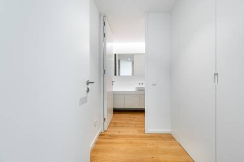 Apartamento T4 Duplex Premium com Terraço Amplo e Vista Panorâmica