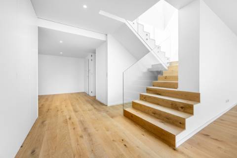 Apartamento T4 Duplex Premium com Terraço Amplo e Vista Panorâmica