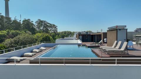 Apartamento T4 Duplex Premium com Terraço Amplo e Vista Panorâmica