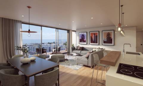 Magnífico apartamento T3 com 161,50m² de área útil com sublime vista para cidade cosmopolita de Lisboa.