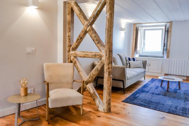Apartamento T2 Remodelado na Freguesia da Estrela - Charme, Conforto e Localização Privilegiada