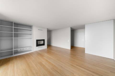 Magnífico T3 Duplex em condomínio fechado com vista mar!