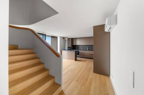 Magnífico T3 Duplex em condomínio fechado com vista mar!