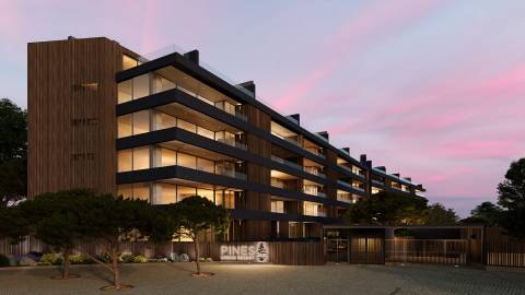 Apartamento T4 em condomínio - Lisboa