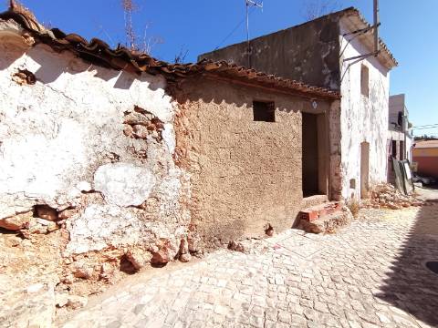 Conjunto residencial em aldeia pitoresca do Algarve