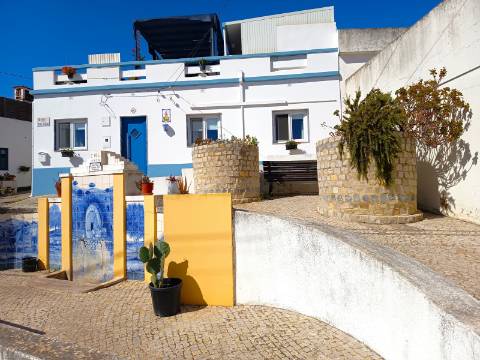 Conjunto residencial em aldeia pitoresca do Algarve