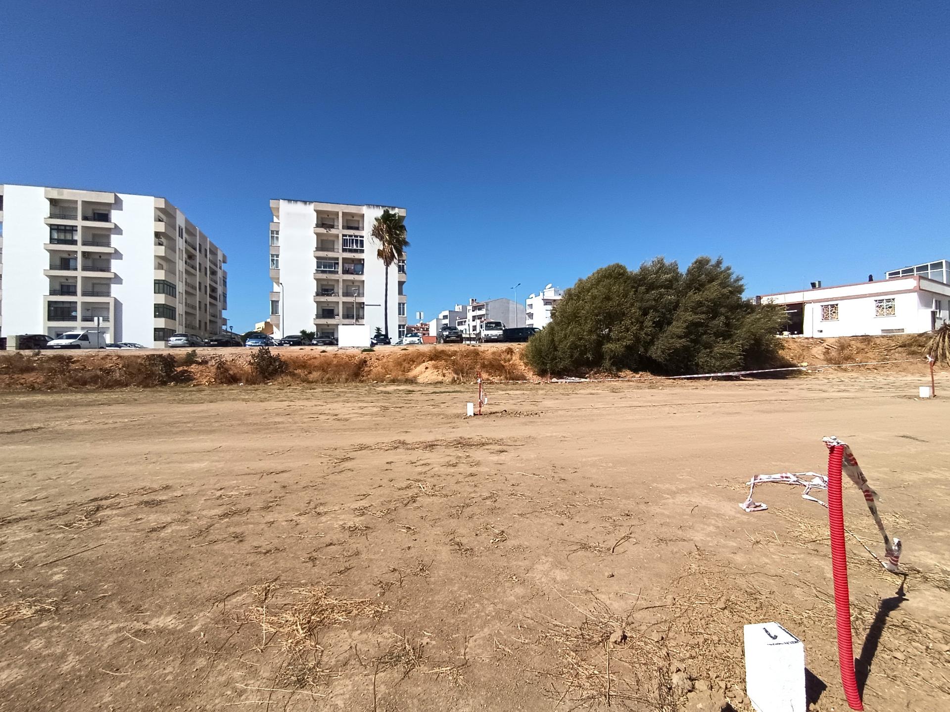 Terrenos para construção de moradias entre o Mar, a Cidade e a Natureza - Lagoa