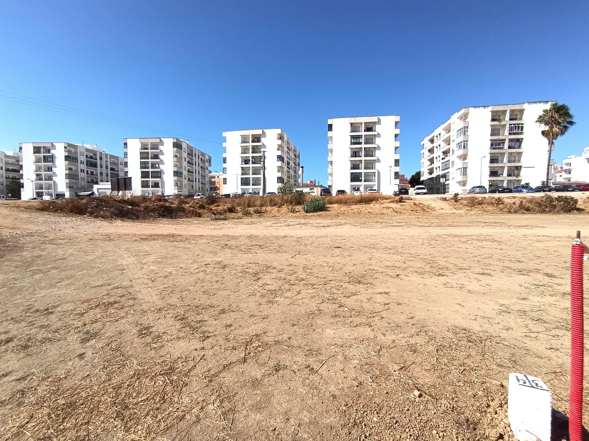Terrenos para construção de moradias entre o Mar, a Cidade e a Natureza - Lagoa
