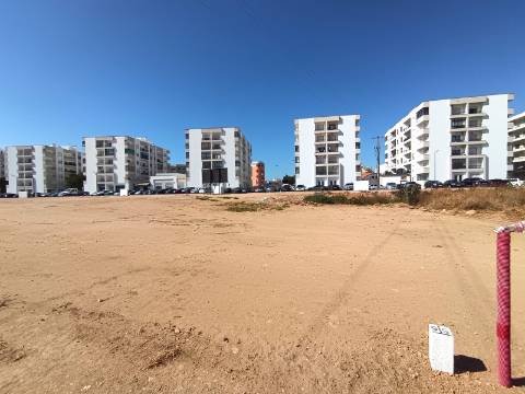 Terrenos para construção de moradias entre o Mar, a Cidade e a Natureza - Lagoa