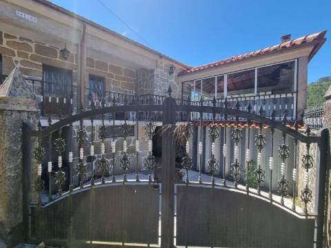 Moradia T3 em Sistelo, vistas fantásticas