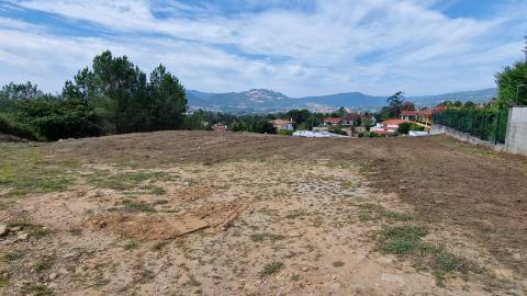 Ponte de Lima, Arca, Terreno para construção de uma ou várias moradias