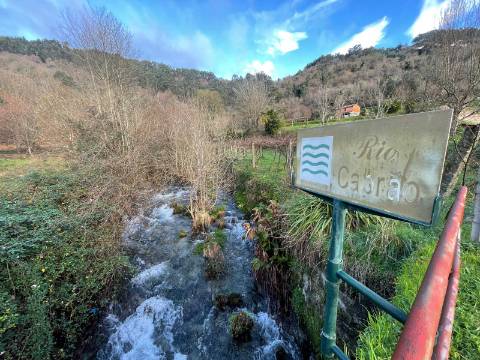 Terreno Junto às Cascatas de Rio Cabrão, Arcos de Valdevez