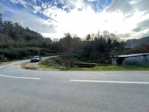 Terreno Junto às Cascatas de Rio Cabrão, Arcos de Valdevez