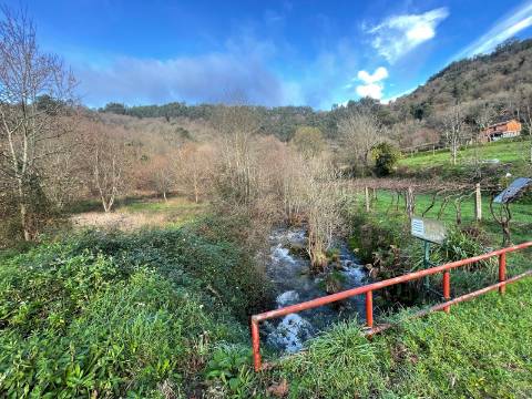 Terreno Junto às Cascatas de Rio Cabrão, Arcos de Valdevez