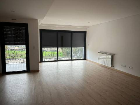 Apartamento T3 Novo