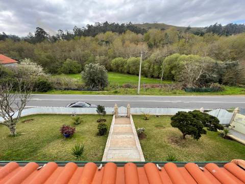 Moradia V4+2 em Rebordões (Santa Maria), Ponte de Lima