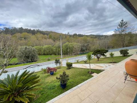 Moradia V4+2 em Rebordões (Santa Maria), Ponte de Lima