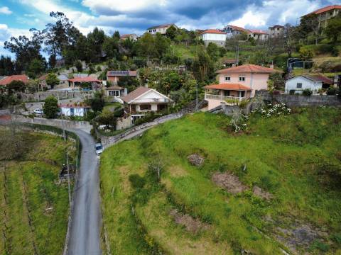 Terreno de Construção em Paco