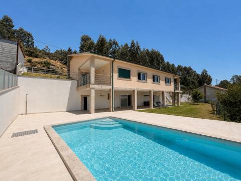 Moradia V4+1 c/ Piscina em Cendufe, Arcos de Valdevez