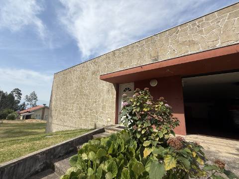 Moradia V4+1 c/ Piscina em Cendufe, Arcos de Valdevez