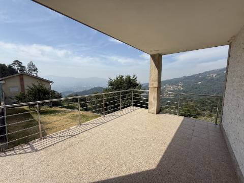 Moradia V4+1 c/ Piscina em Cendufe, Arcos de Valdevez