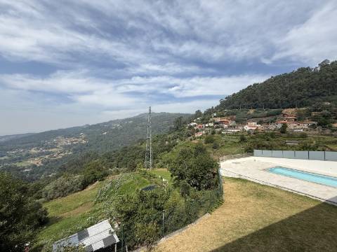 Moradia V4+1 c/ Piscina em Cendufe, Arcos de Valdevez