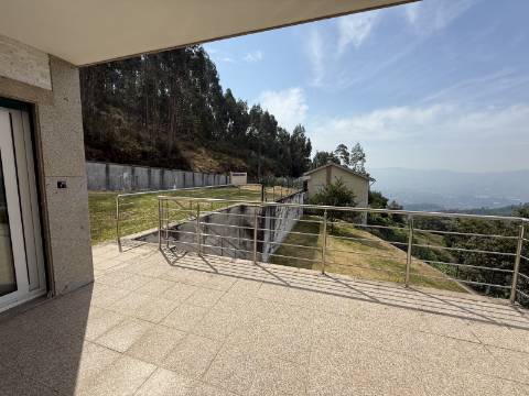 Moradia V4+1 c/ Piscina em Cendufe, Arcos de Valdevez