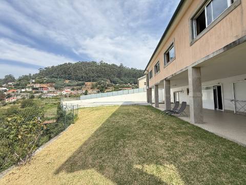 Moradia V4+1 c/ Piscina em Cendufe, Arcos de Valdevez