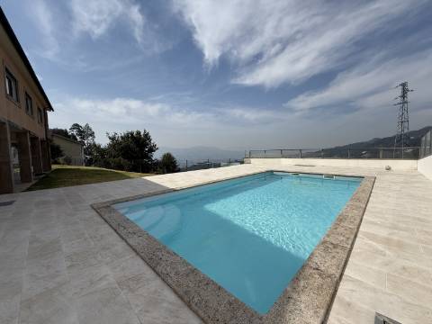 Moradia V4+1 c/ Piscina em Cendufe, Arcos de Valdevez