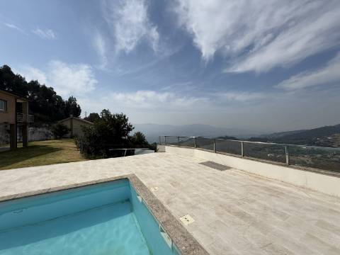 Moradia V4+1 c/ Piscina em Cendufe, Arcos de Valdevez