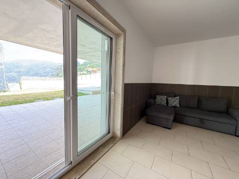 Moradia V4+1 c/ Piscina em Cendufe, Arcos de Valdevez