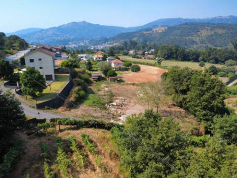 Terreno para Construção - Oportunidade de Investimento
