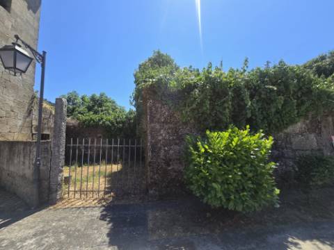 Ruina T4 Vila Nova de Muía