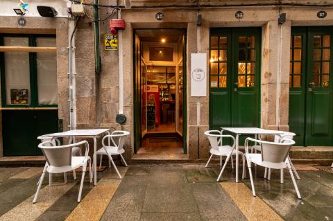 Trespasse Bar e Casa de Tapas no Centro Histórico