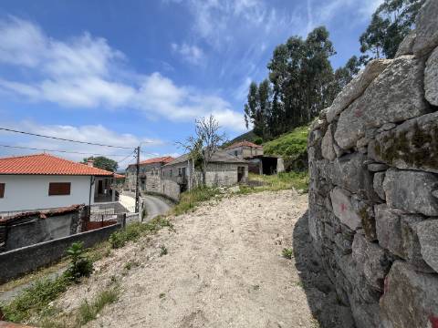 Moradia T4 em Gondriz - Arcos de Valdevez