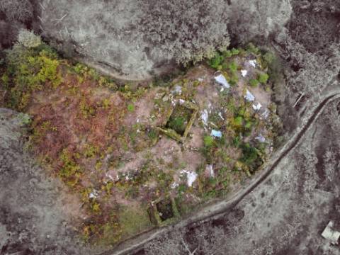 Terreno Urbano com 3 Ruinas em Soajo