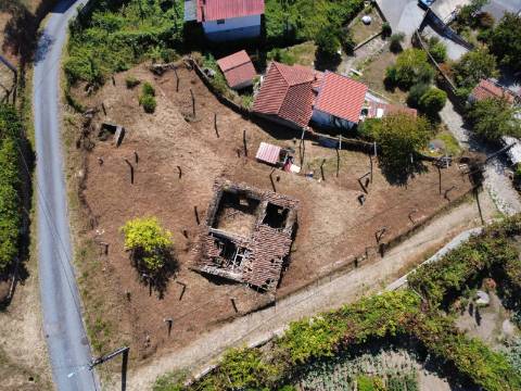 Moradia t3 para restauro em Vilela - Arcos de Valdevez