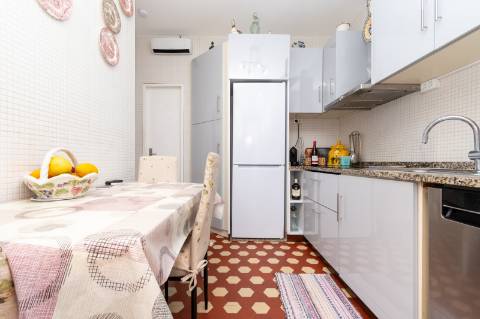T2 com Jardim, Garagem e Terreno em Meadela - Viana do Castelo