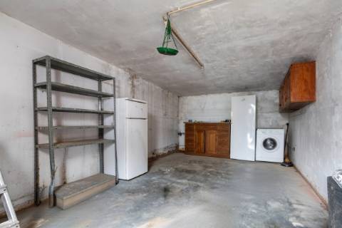 T2 com Jardim, Garagem e Terreno em Meadela - Viana do Castelo